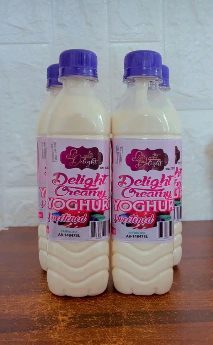 Delight Creamy Yoghurt (350ml)